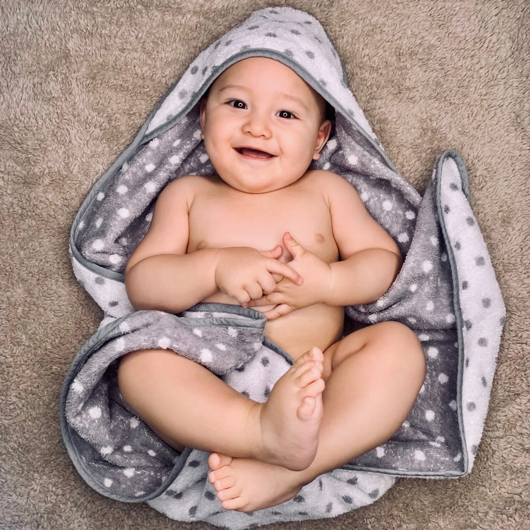 Baby hooded hot sale towel