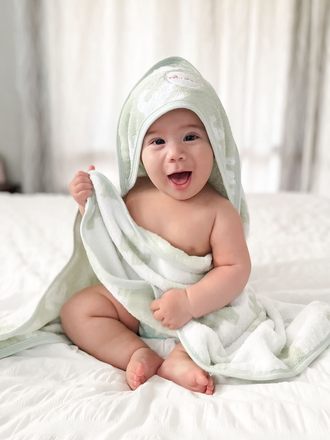 Baby bath cheap towels nz